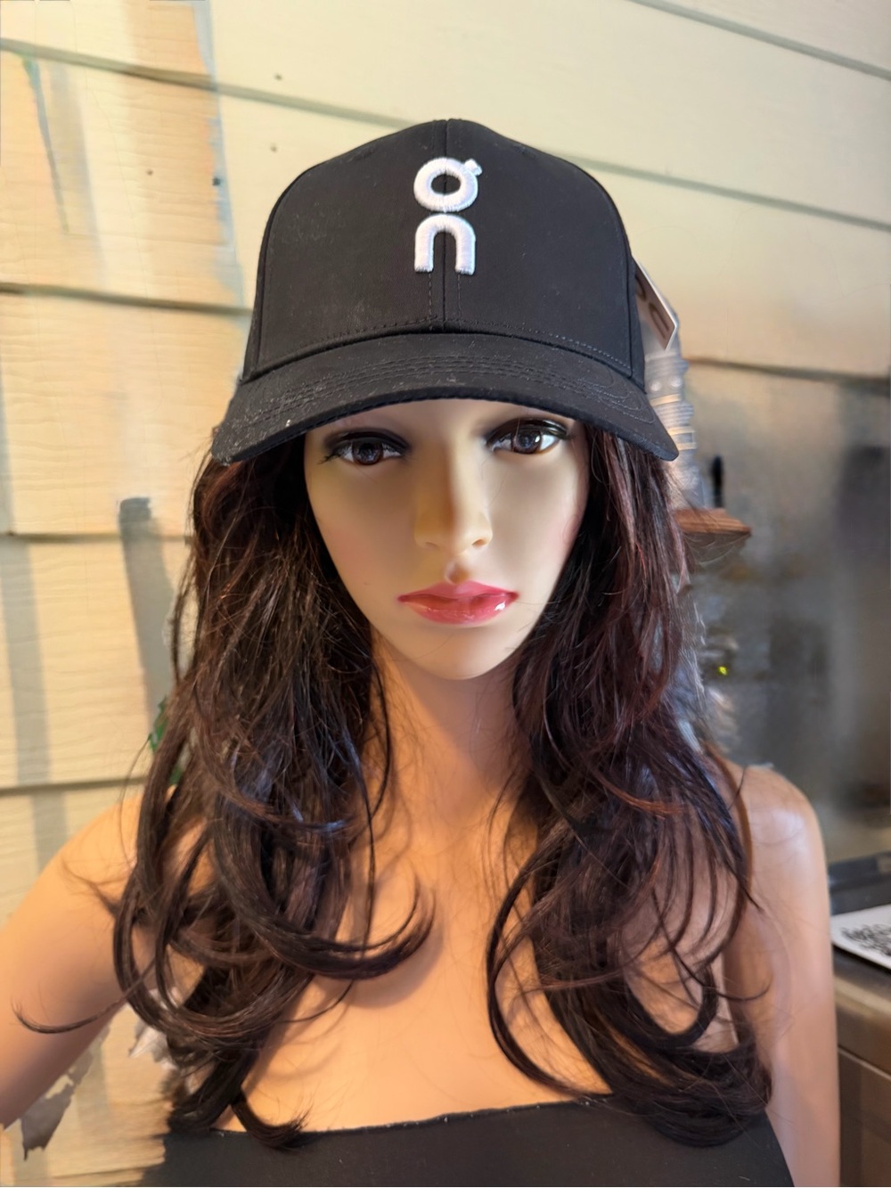 ON RUNNING Black Baseball Cap with White Logo
